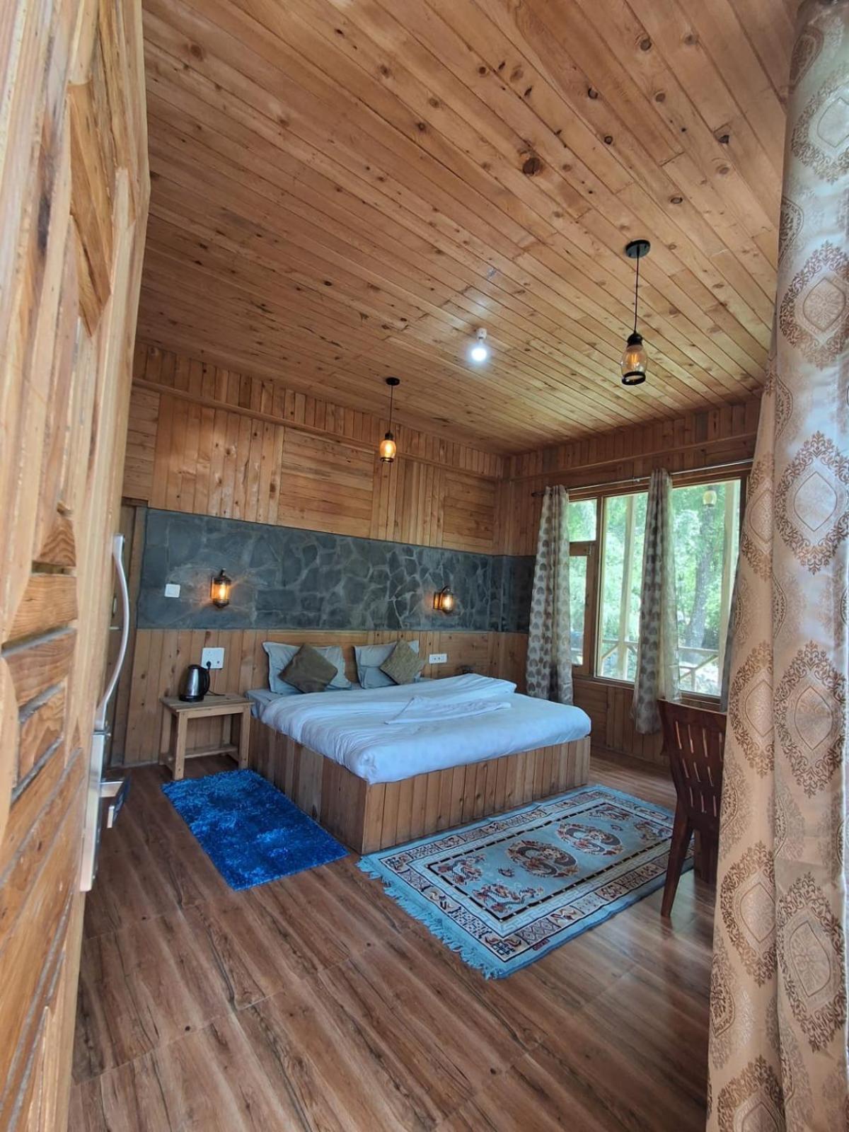 The Cozy Cabin, Jibhi Banjar Ngoại thất bức ảnh