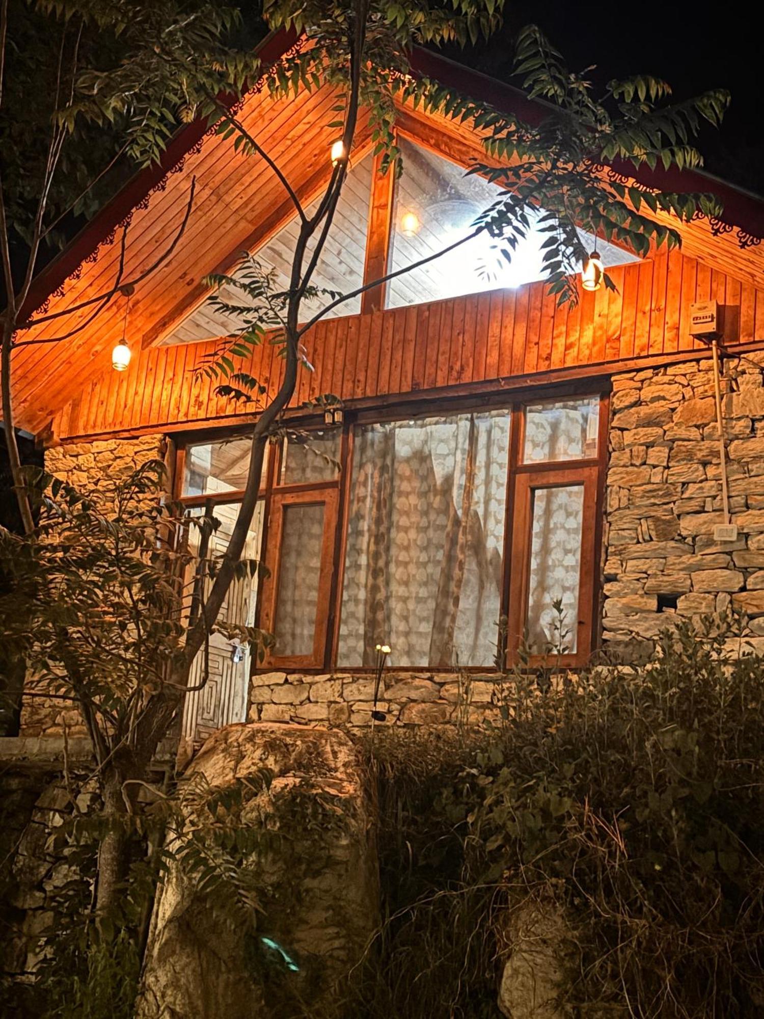 The Cozy Cabin, Jibhi Banjar Ngoại thất bức ảnh